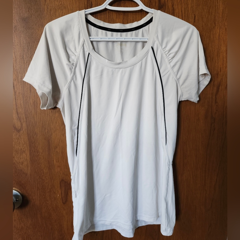Stretch white workout top